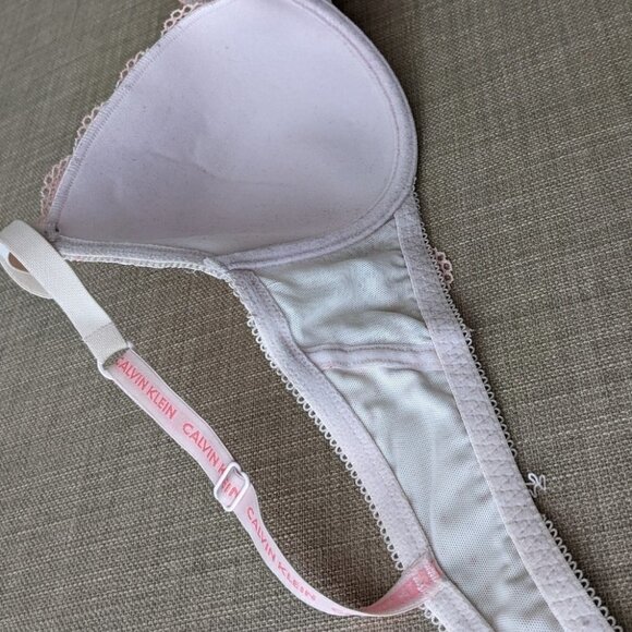 CALVIN Klein lace and stars lightly padded bra white red 34D c064 - Picture 6 of 6